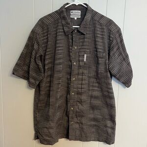 Columbia short‎ sleeve button-down size L